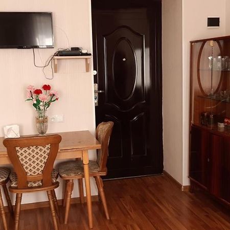 Tamara'S Apartament In Avlabari Tbilisi Ngoại thất bức ảnh