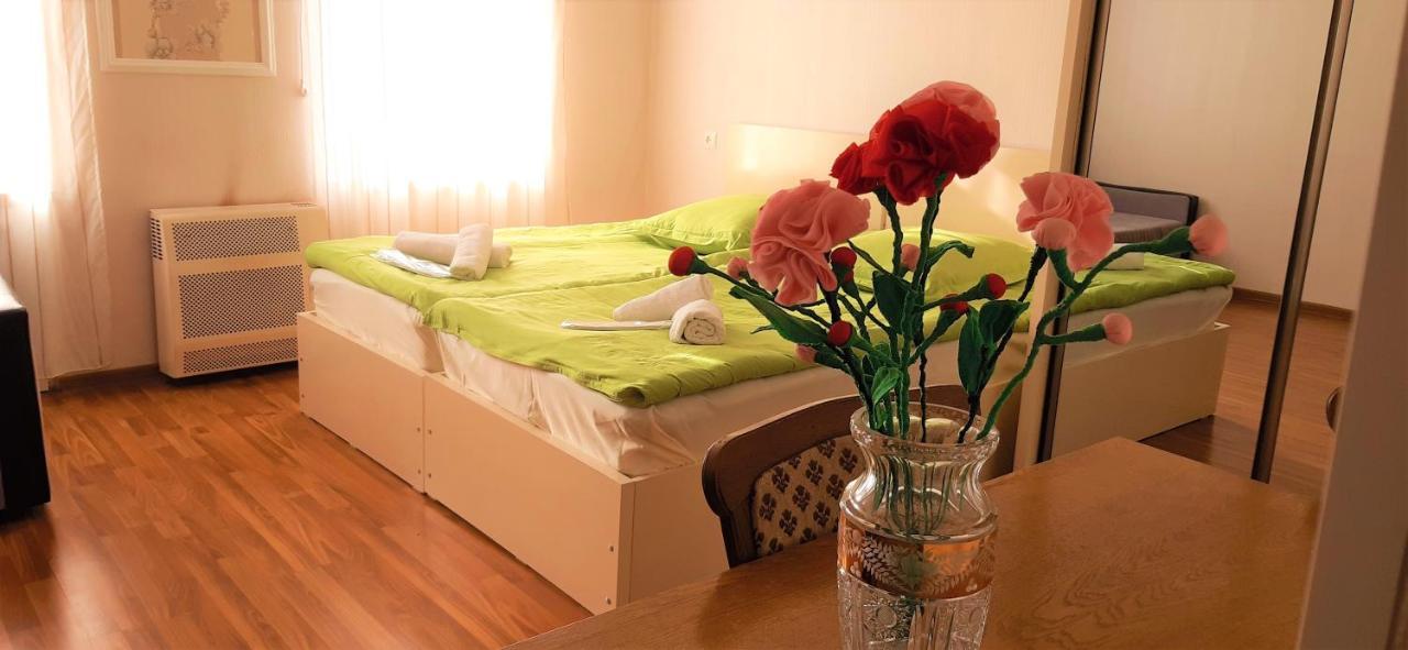 Tamara'S Apartament In Avlabari Tbilisi Ngoại thất bức ảnh