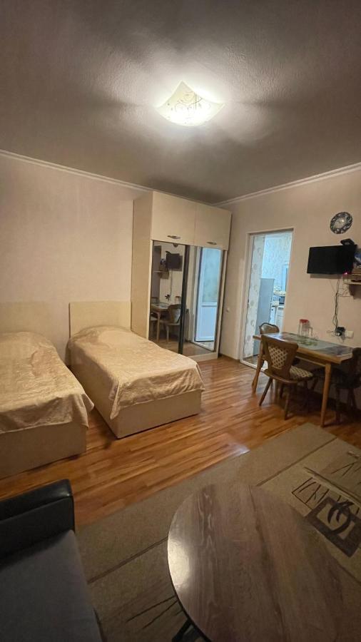 Tamara'S Apartament In Avlabari Tbilisi Ngoại thất bức ảnh
